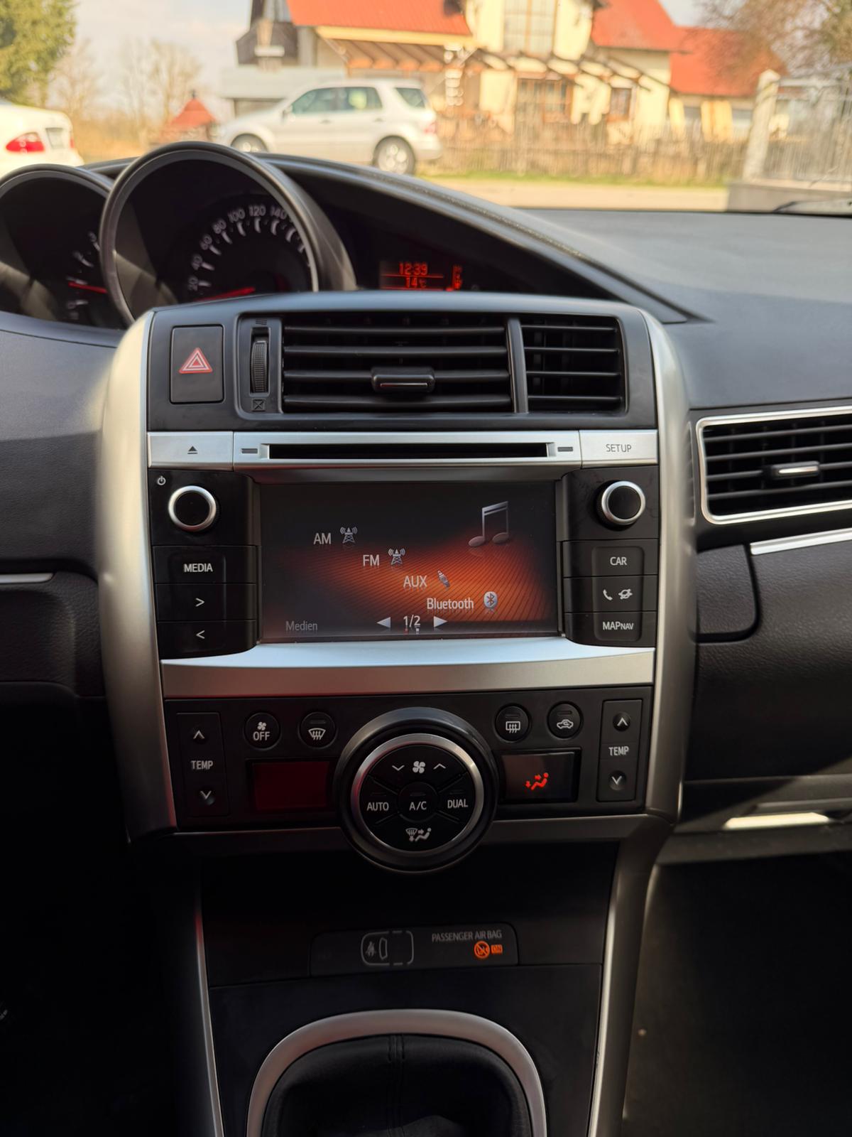 Toyota Verso Comfort - Image 12