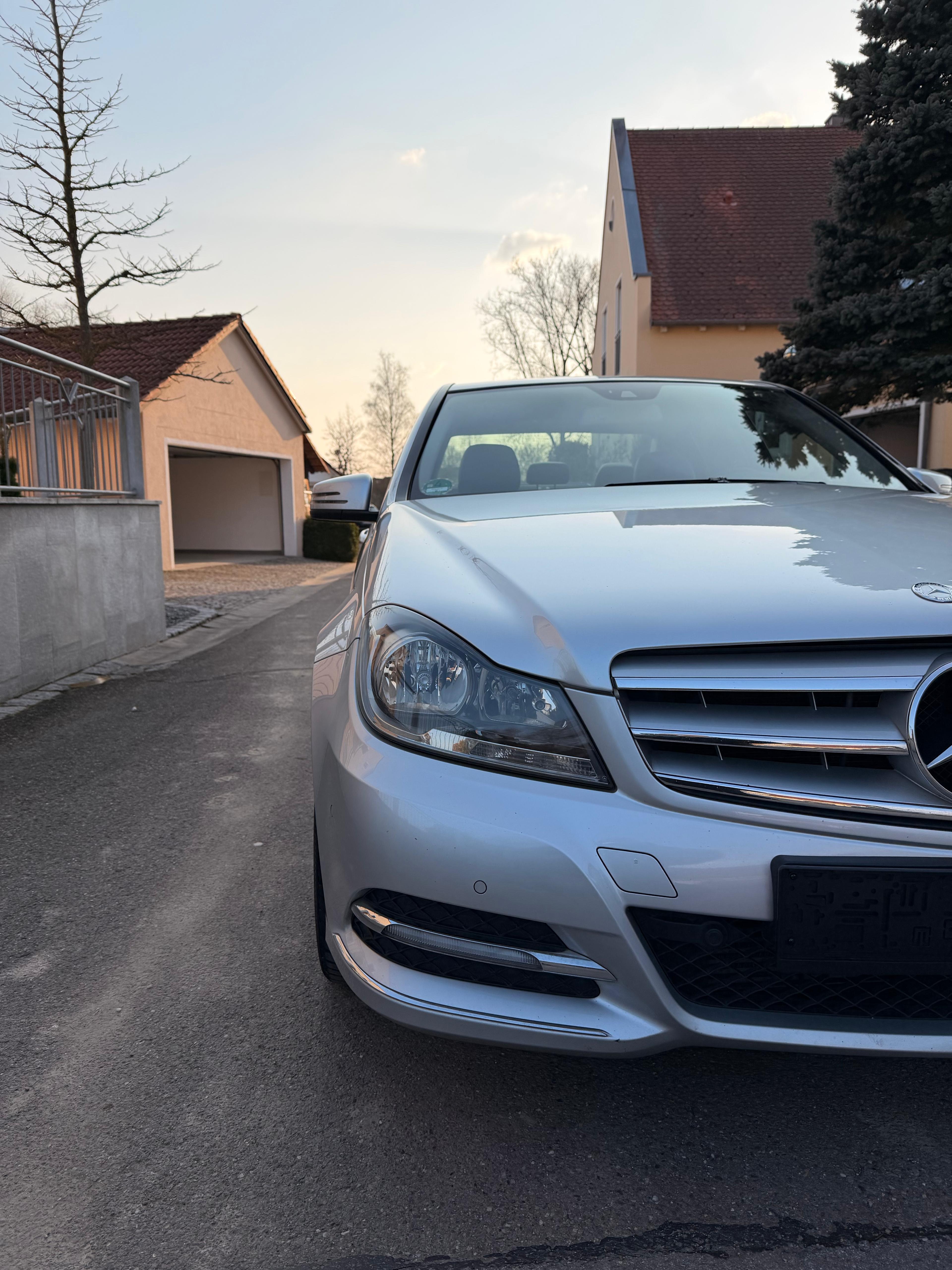 Mercedes-Benz Limousine C 180 CGI BlueEfficiency - Image 5