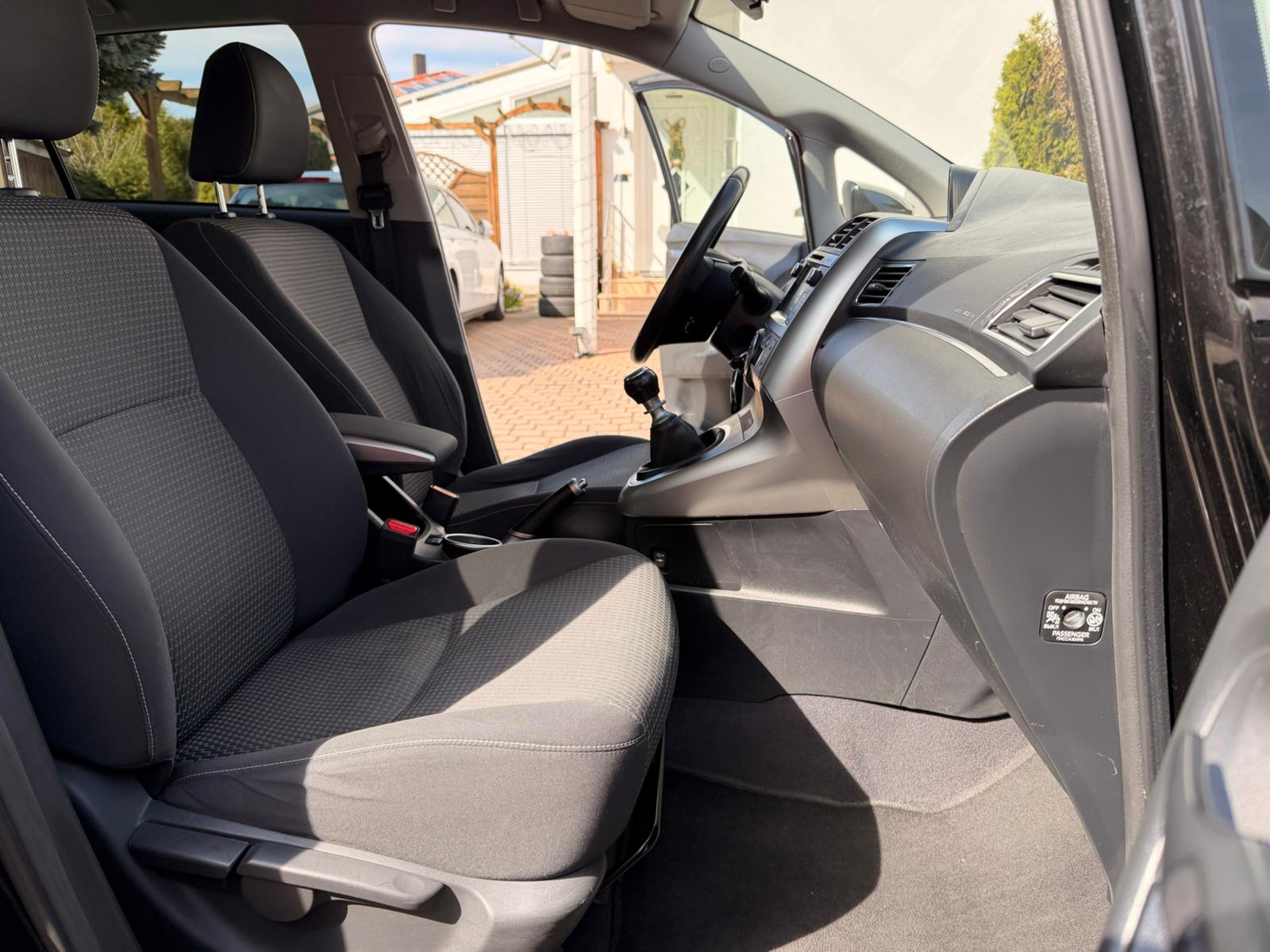 Toyota Verso Comfort - Image 6